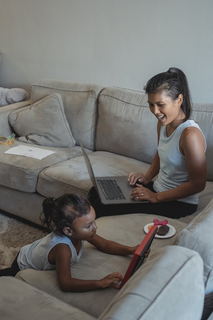 From the convenience of your North Carolina Home, you can attend Parenting Therapy Online and not need to find childcare! Parenting Support is offered in North Carolina and South Carolina statewide. Call today. to set up a therapy appointment. 