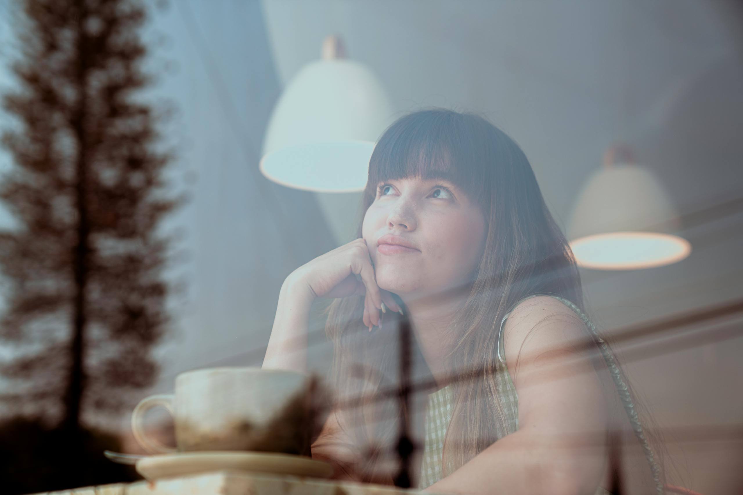 In Durham, NC, a woman uses Brainspotting to process anxiety. Learn how this approach brings calm without retelling trauma. Book your session virtually today.