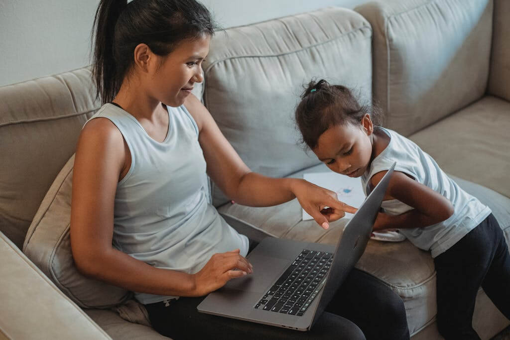 Military spouse attending a virtual therapy session from home in Jacksonville NC with online therapist Eleena Hardzinski | Parenting Therapy | Parenting during deployment | Anxiety Therapy | Depression Therapy